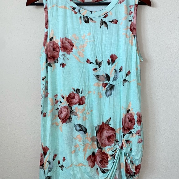 ⭐️ SOLD ⭐️ BRENDA’S USA Floral Knotted Tunic Top L - Picture 3 of 6